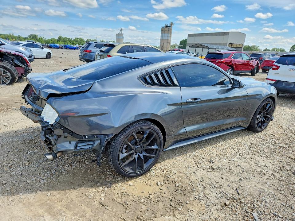 Photo 3 from auction – 2017 FORD MUSTANG with VIN 1FA6P8TH5H5239022