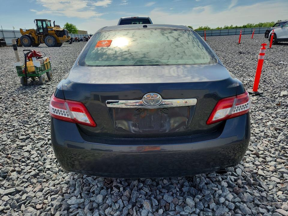 Photo 6 from auction – 2011 TOYOTA CAMRY with VIN 4T1BF3EKXBU203536