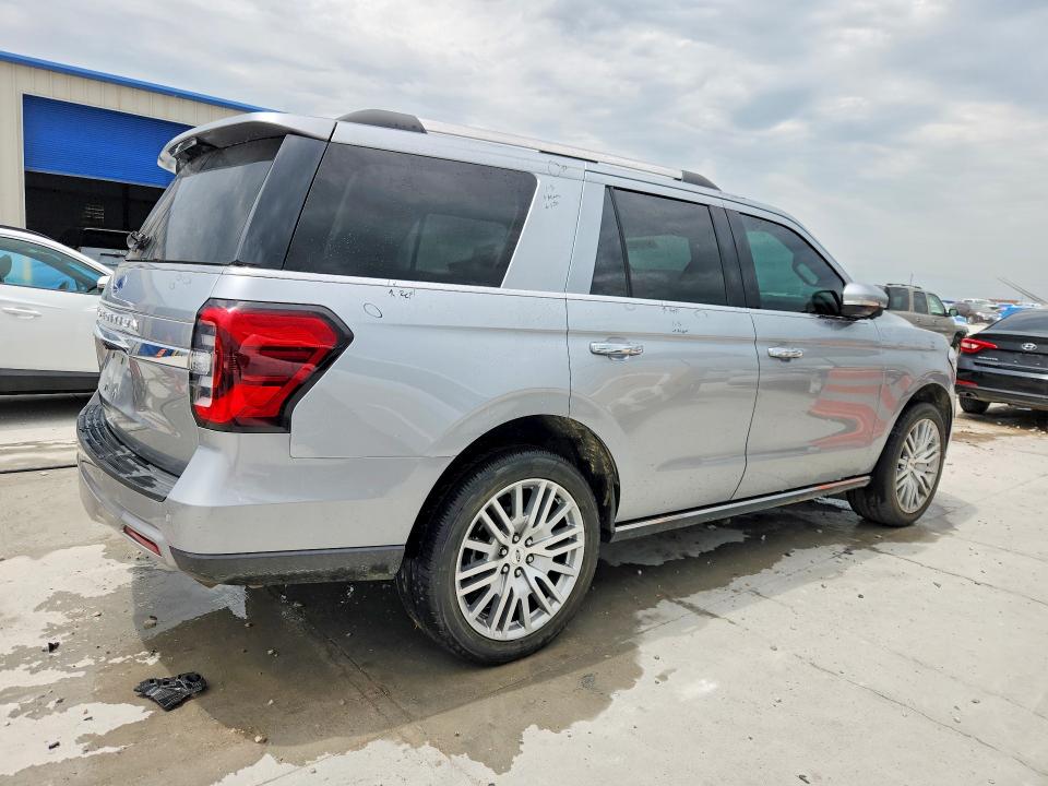Photo 3 from auction – 2024 FORD EXPEDITION with VIN 1FMJU1K82REA74887