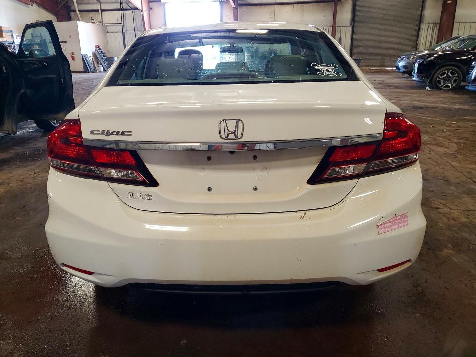 Photo 6 from auction – 2015 HONDA CIVIC with VIN 19XFB2F87FE007234