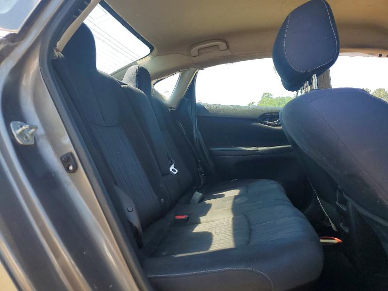 Photo 10 from auction – 2016 NISSAN SENTRA with VIN 3N1AB7AP4GL657094