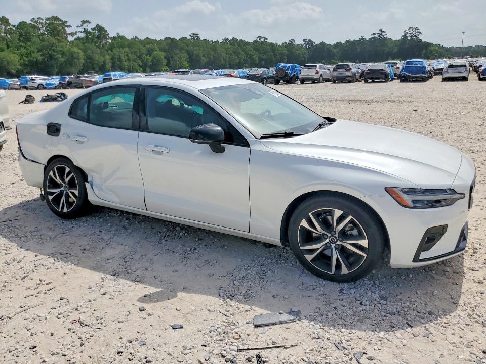 Photo 4 from auction – 2024 VOLVO S60 with VIN 7JRL12FK6RG324400