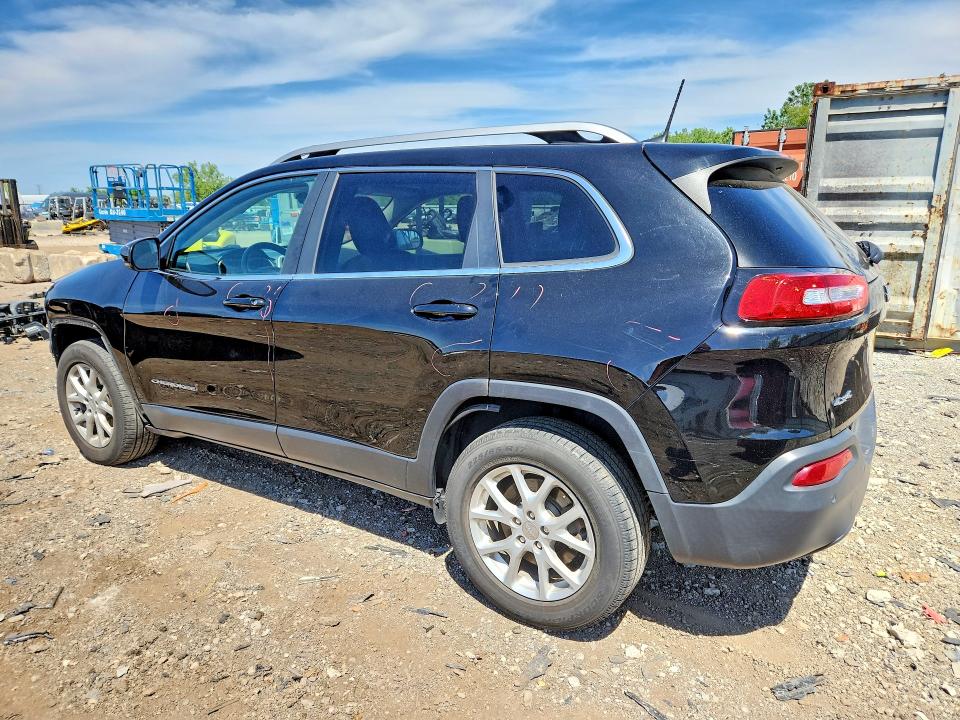 Photo 2 from auction – 2017 JEEP CHEROKEE with VIN 1C4PJMCB3HW582278