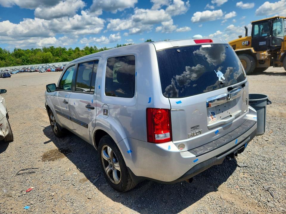 Photo 2 from auction – 2015 HONDA PILOT with VIN 5FNYF4H25FB052460