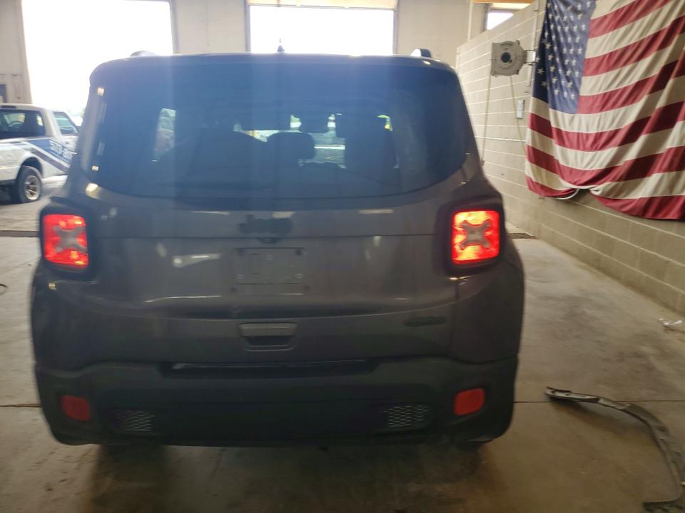 Photo 6 from auction – 2018 JEEP RENEGADE with VIN ZACCJABB4JPJ39667