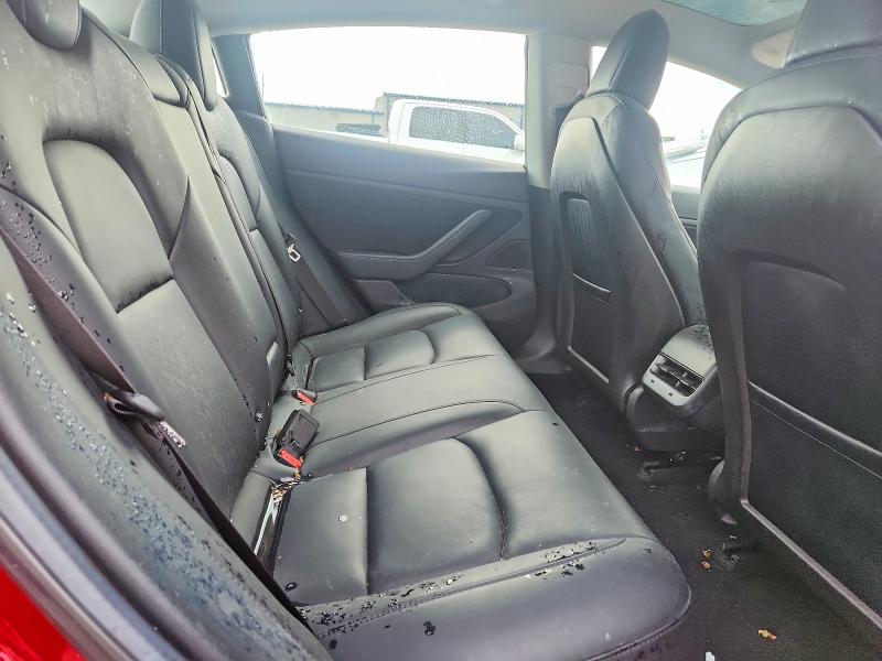 Photo 10 from auction – 2018 TESLA MODEL 3 with VIN 5YJ3E1EA7JF031707