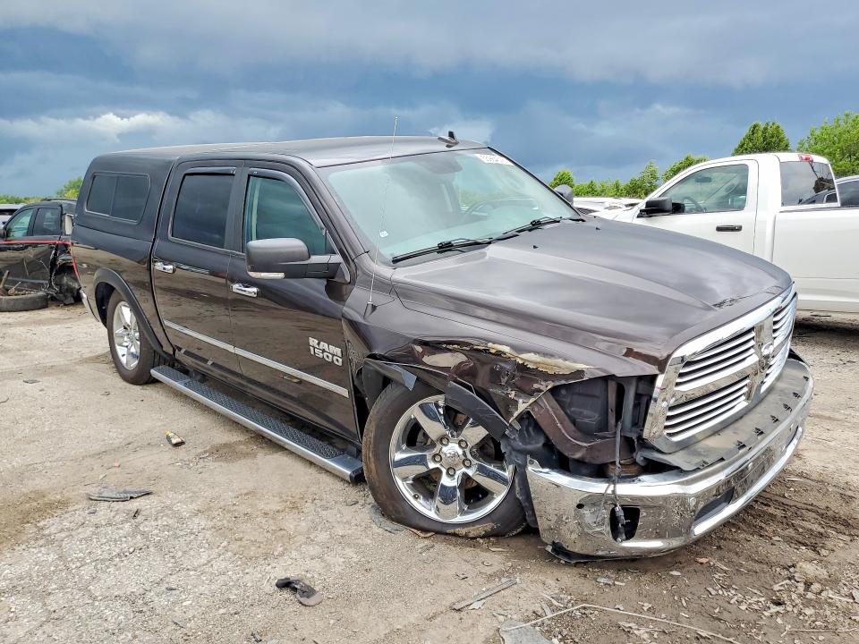Photo 4 from auction – 2016 RAM 1500 with VIN 3C6RR7LT7GG250571