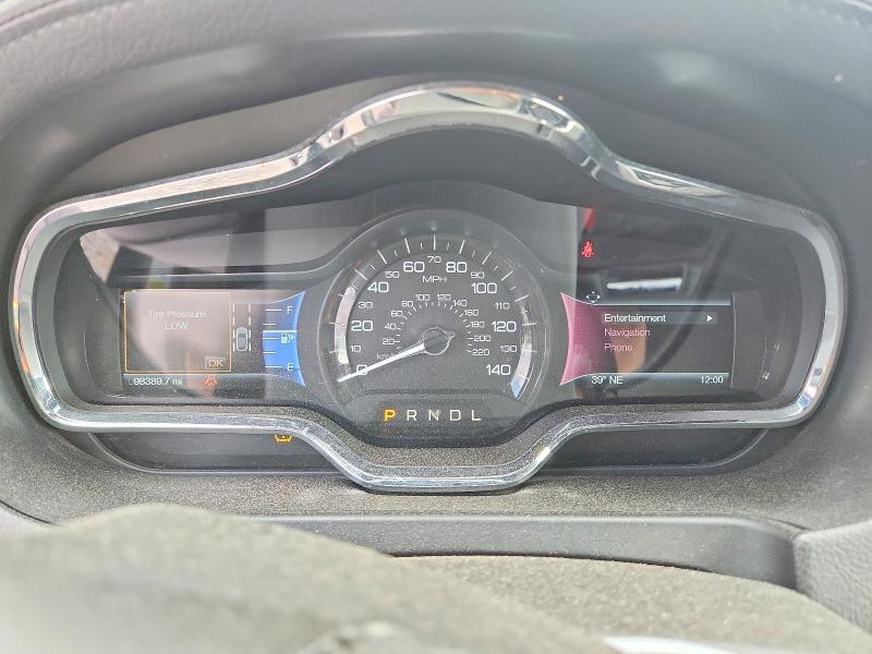 Photo 9 from auction – 2015 LINCOLN MKT with VIN 2L1MJ5LK0FBL04507