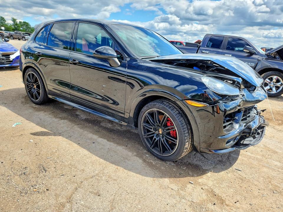 Photo 4 from auction – 2014 PORSCHE CAYENNE with VIN WP1AD2A23ELA74263