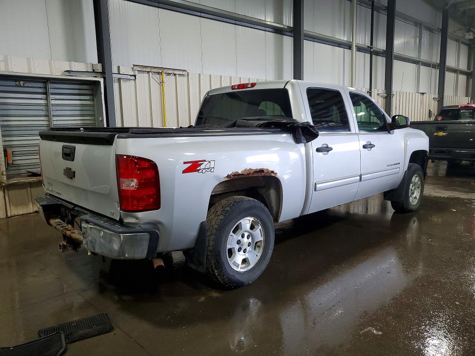 Photo 3 from auction – 2011 CHEVROLET SILVERADO with VIN 3GCPKSE31BG384103