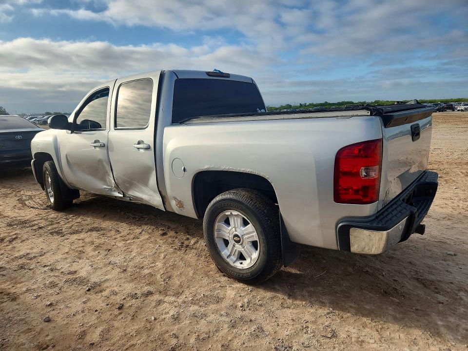 Foto 2 de la subasta – 2011 CHEVROLET SILVERADO con VIN 3GCPKTE32BG367087
