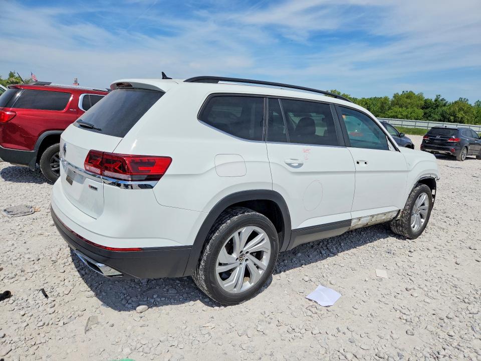 Photo 3 from auction – 2022 VOLKSWAGEN ATLAS with VIN 1V2KP2CA1NC508146