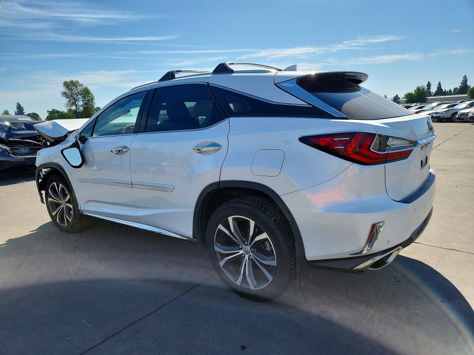 Photo 2 from auction – 2016 LEXUS RX with VIN JTJBZMCA6G2004852