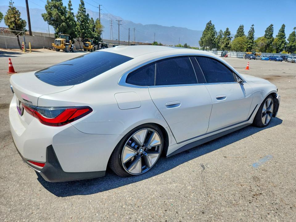 Foto 3 de la subasta – 2025 BMW I4 con VIN WBY23HD02SFV79130