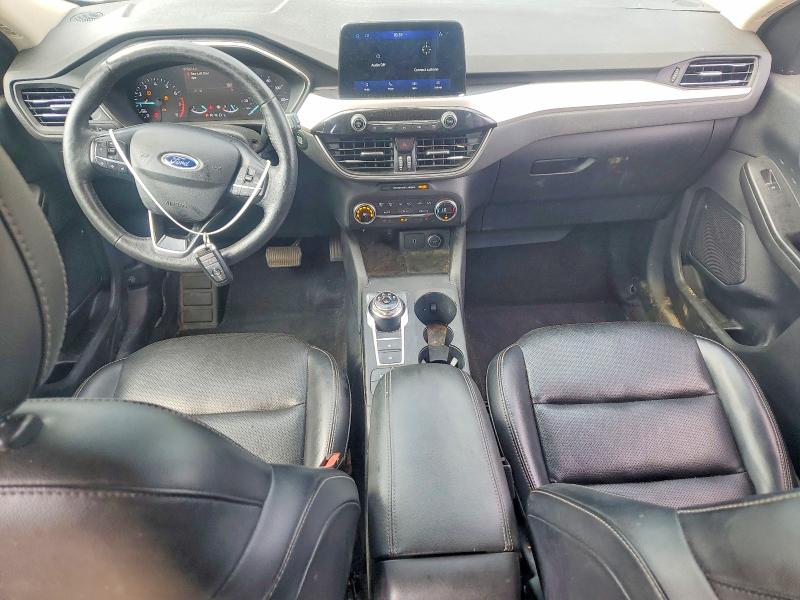 Photo 8 from auction – 2020 FORD ESCAPE with VIN 1FMCU9H63LUA46526