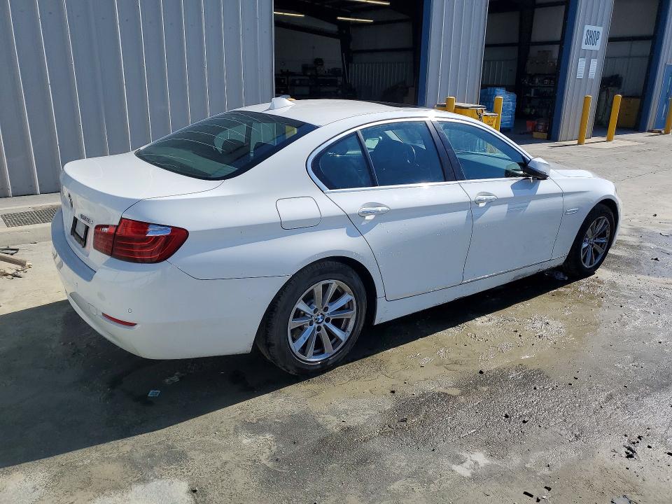 Photo 3 from auction – 2015 BMW 528 with VIN WBA5A5C58FD514779