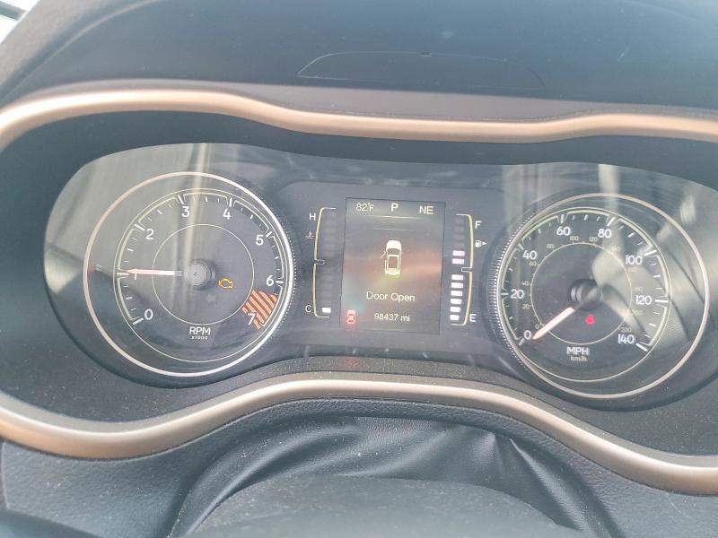 Photo 9 from auction – 2014 JEEP CHEROKEE with VIN 1C4PJMCB6EW166396