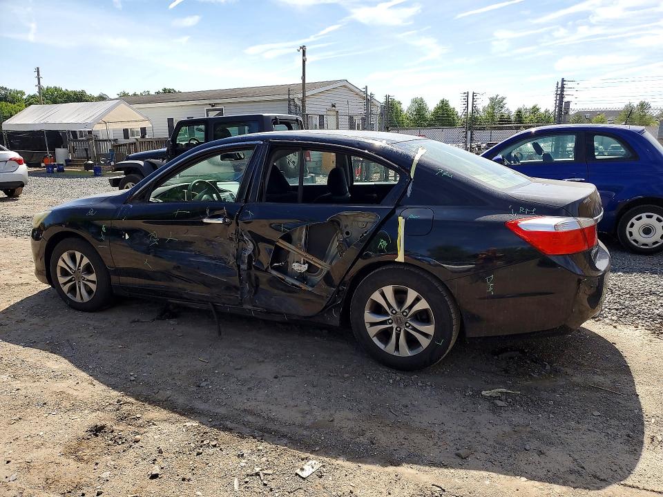 Photo 2 from auction – 2014 HONDA ACCORD with VIN 1HGCR2F35EA033210