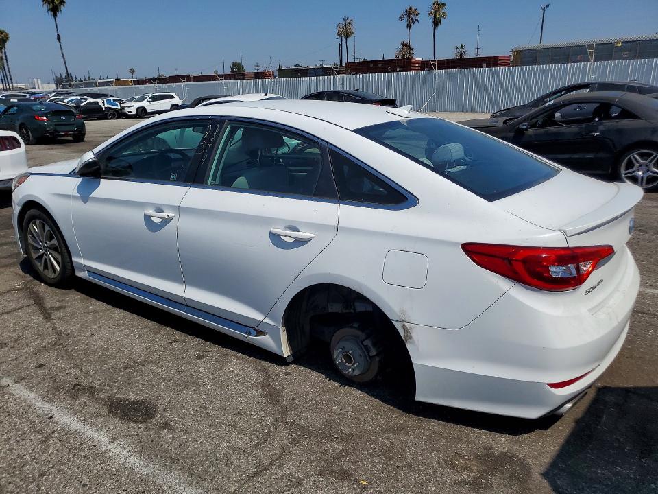 Photo 2 from auction – 2016 HYUNDAI SONATA with VIN 5NPE34AF8GH274471