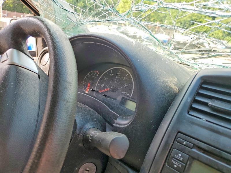 Снимка 9 от търг – 2016 NISSAN VERSA с VIN 3N1CN7AP0GL885271