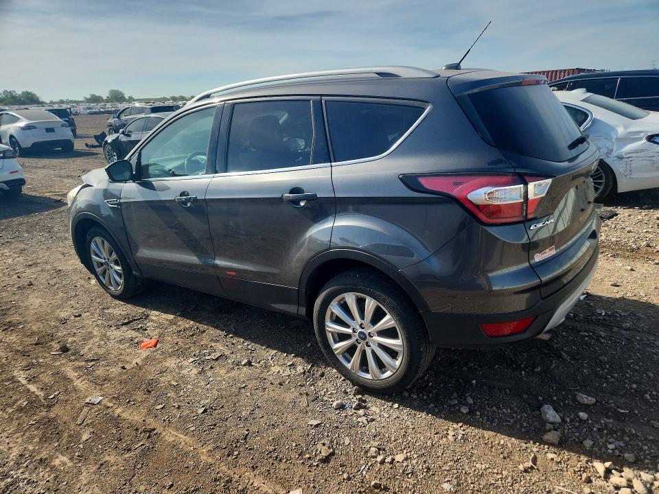 Photo 2 from auction – 2017 FORD ESCAPE with VIN 1FMCU9J97HUD36487