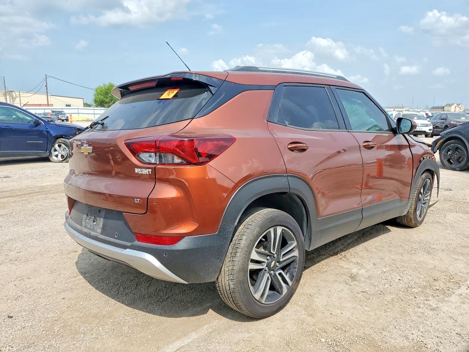 Photo 3 from auction – 2021 CHEVROLET TRAILBLAZER with VIN KL79MPSL4MB092961
