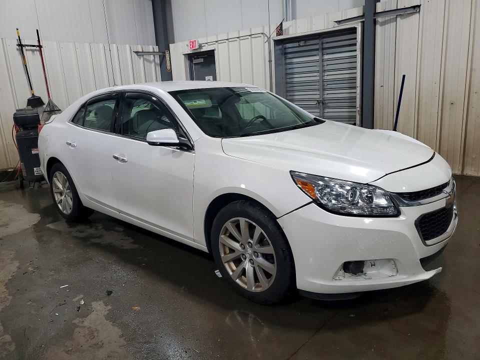 Photo 4 from auction – 2015 CHEVROLET MALIBU with VIN 1G11F5SLXFF248942