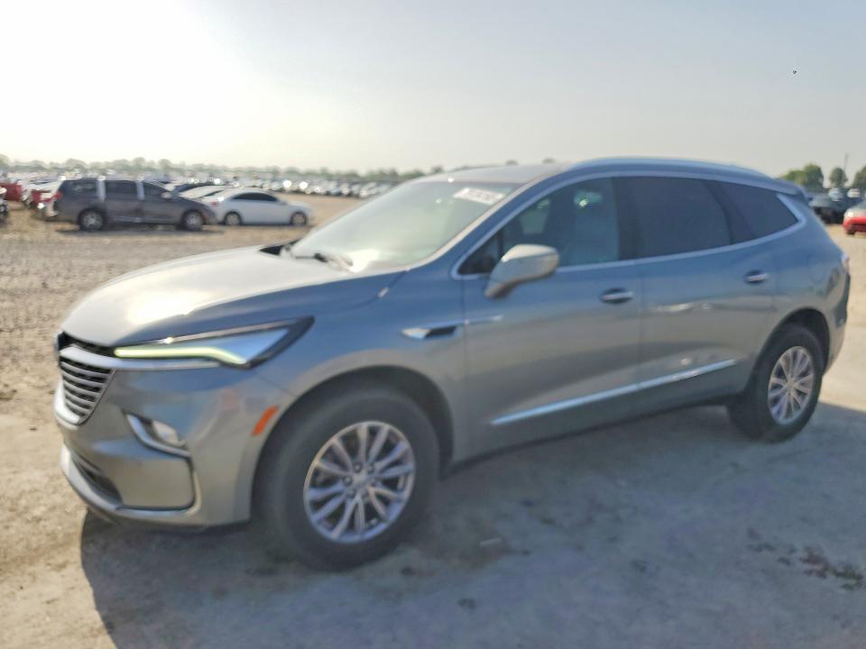 BUICK ENCLAVE 2024 with VIN 5GAERCKW1RJ123717 - Photo from auction