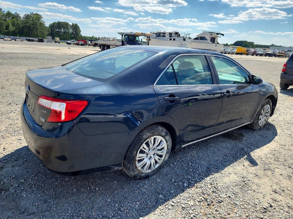 Снимка 3 от търг – 2013 TOYOTA CAMRY HYBRID с VIN 4T1BD1FK9DU064835