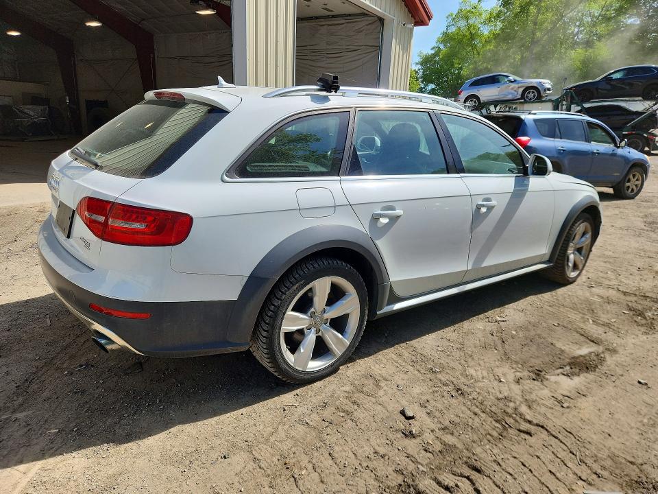 Photo 3 from auction – 2014 AUDI A4 ALLROAD with VIN WA1UFAFL6EA131856