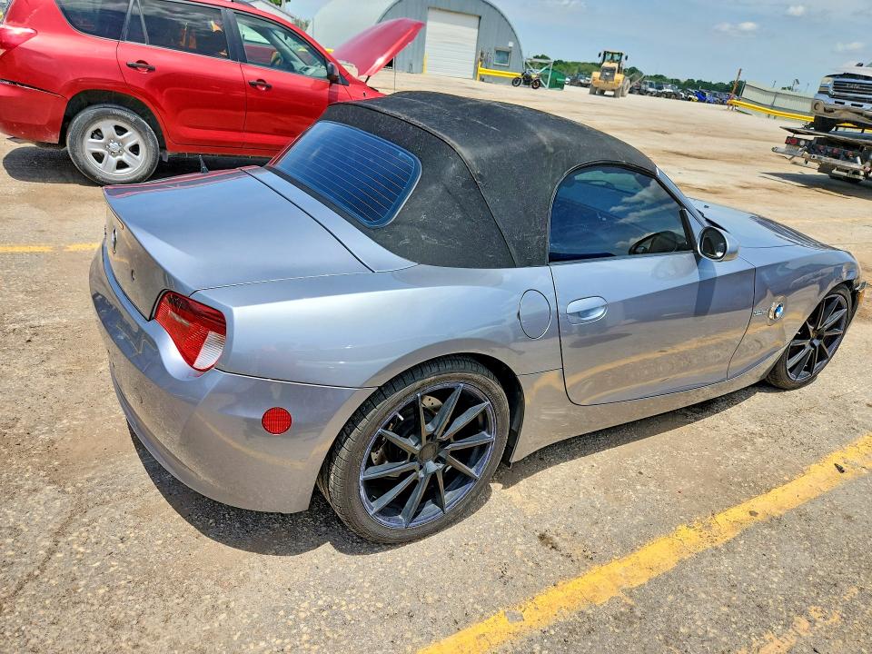 Photo 3 from auction – 2007 BMW Z4 with VIN 4USBU53577LX02580