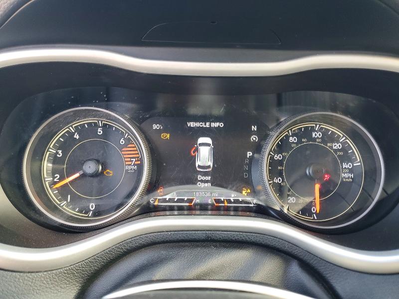 صورة رقم 9 من المزاد - 2017 JEEP CHEROKEE مع VIN 1C4PJLDB3HW623534
