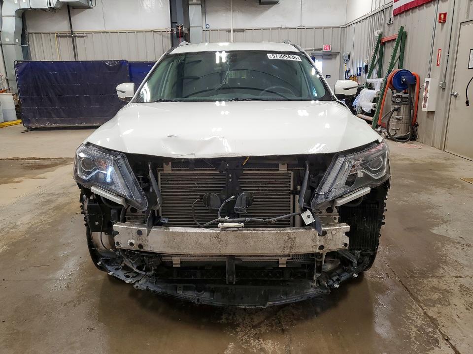 Photo 5 from auction – 2018 NISSAN PATHFINDER with VIN 5N1DR2MM3JC673215