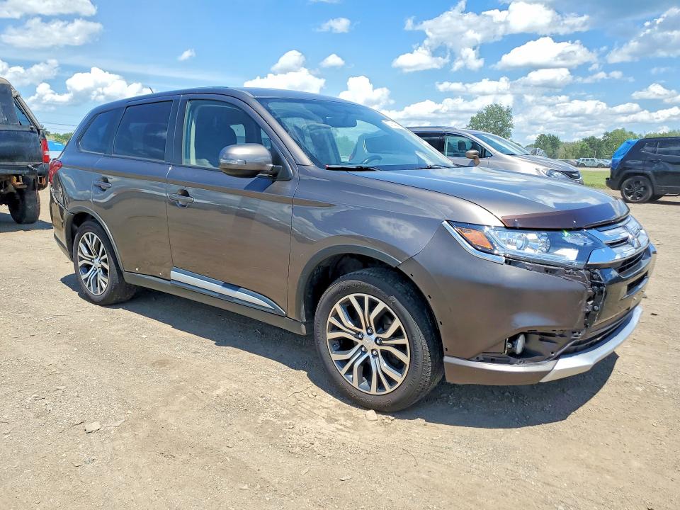 Photo 4 from auction – 2016 MITSUBISHI OUTLANDER with VIN JA4AZ3A30GZ055097