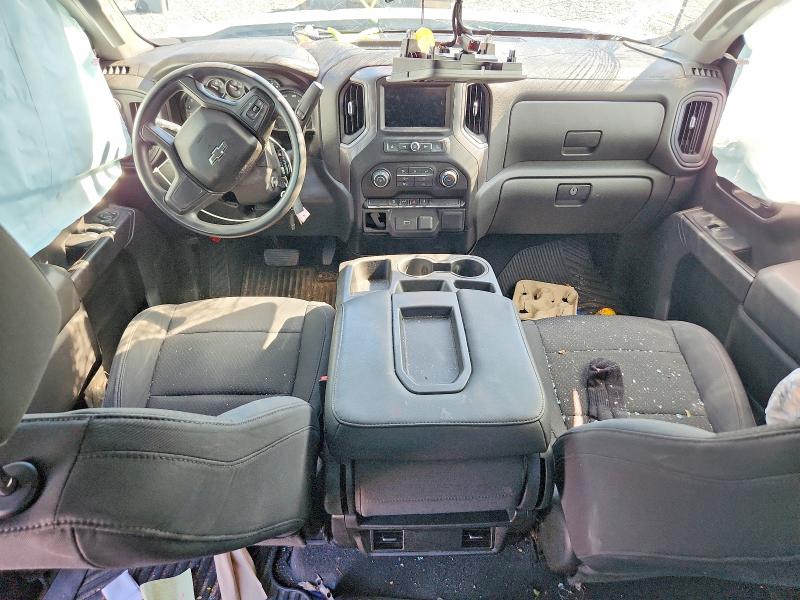 Photo 8 from auction – 2019 CHEVROLET SILVERADO with VIN 3GCPYCEF4KG131677