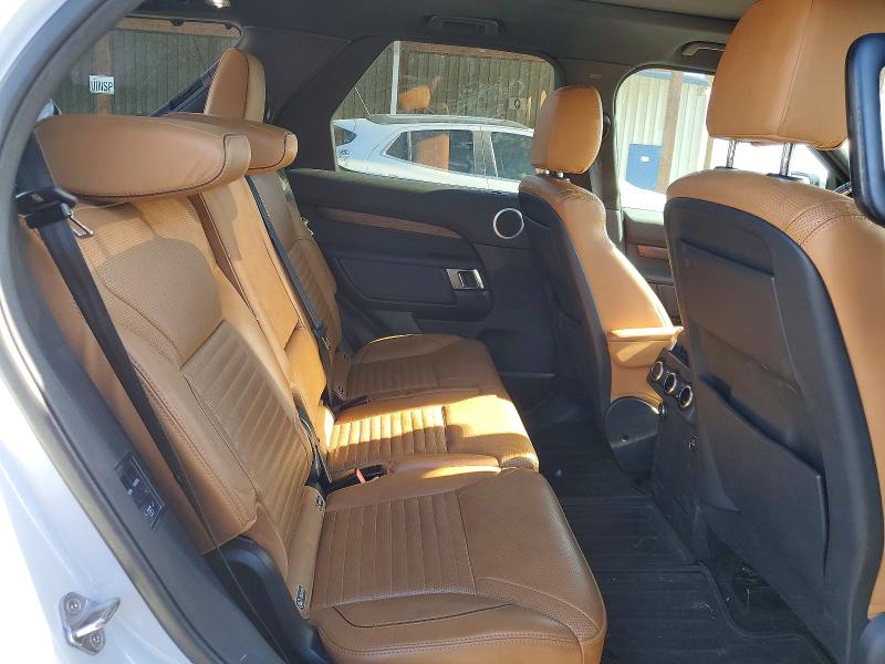 Photo 10 from auction – 2017 LAND ROVER DISCOVERY with VIN SALRRBBV0HA028025