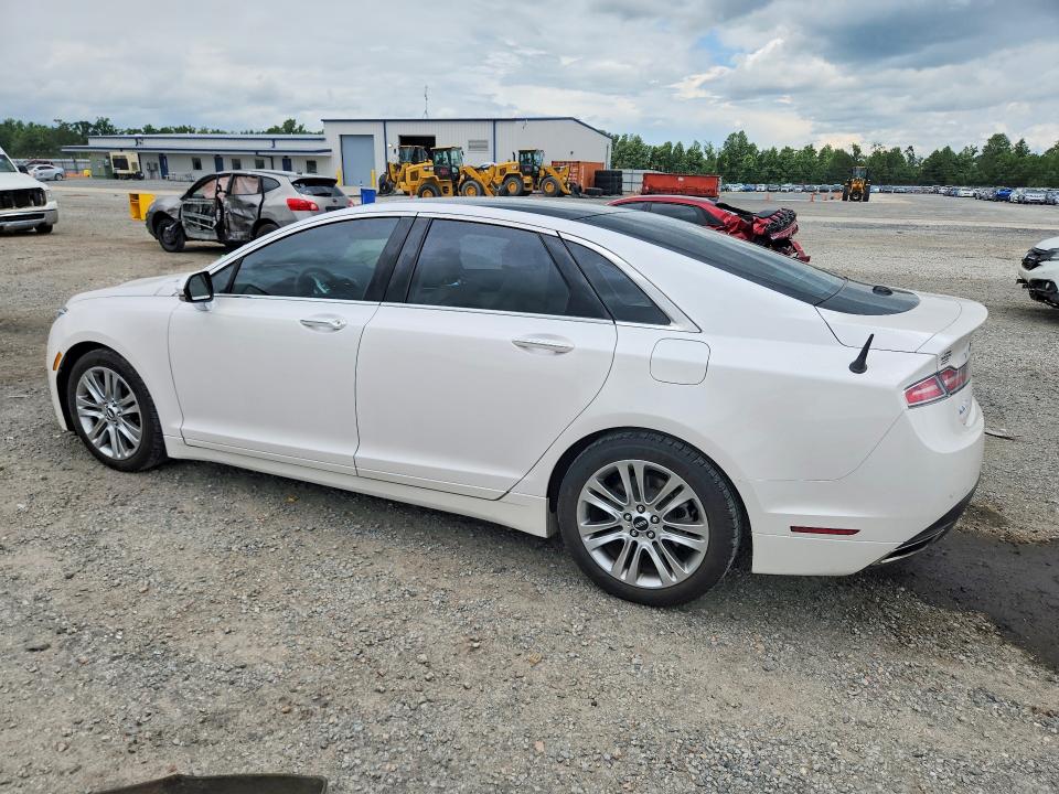 Photo 2 from auction – 2013 LINCOLN MKZ with VIN 3LN6L2G97DR818814