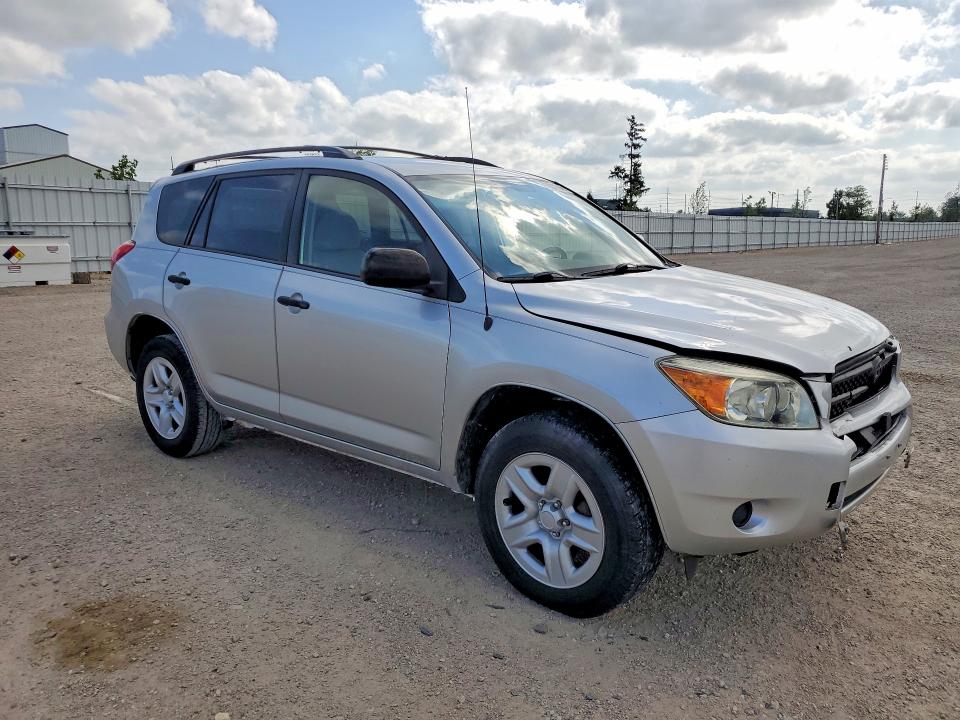 Photo 4 from auction – 2006 TOYOTA RAV4 with VIN JTMZD33V066020002