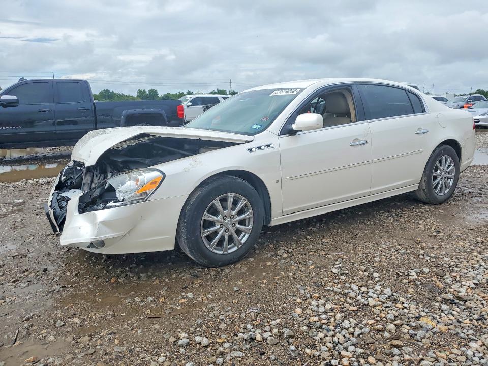 BUICK LUCERNE 2010 مع رقم تعريف المركبة 1G4HE5EM3AU103917 - صورة من المزاد