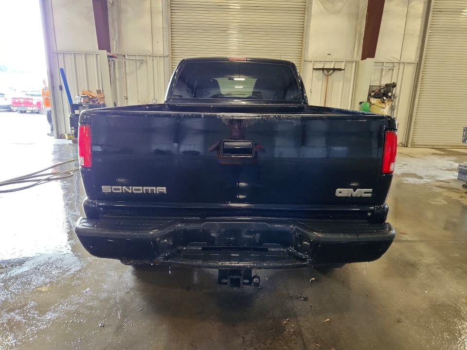 Снимка 6 от търг – 2003 GMC SONOMA с VIN 1GTCT19X138108997