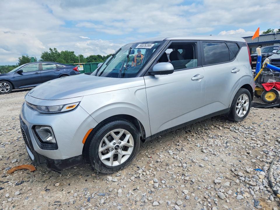 KIA SOUL 2021 with VIN KNDJ23AU8M7756593 - Photo from auction