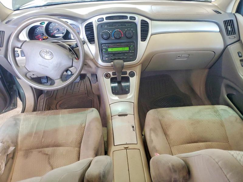 Photo 8 from auction – 2005 TOYOTA HIGHLANDER with VIN JTEEP21A050126544