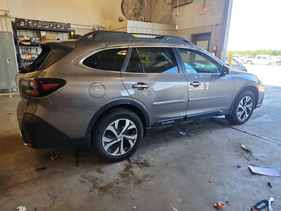 Photo 3 from auction – 2021 SUBARU OUTBACK with VIN 4S4BTGND1M3178472