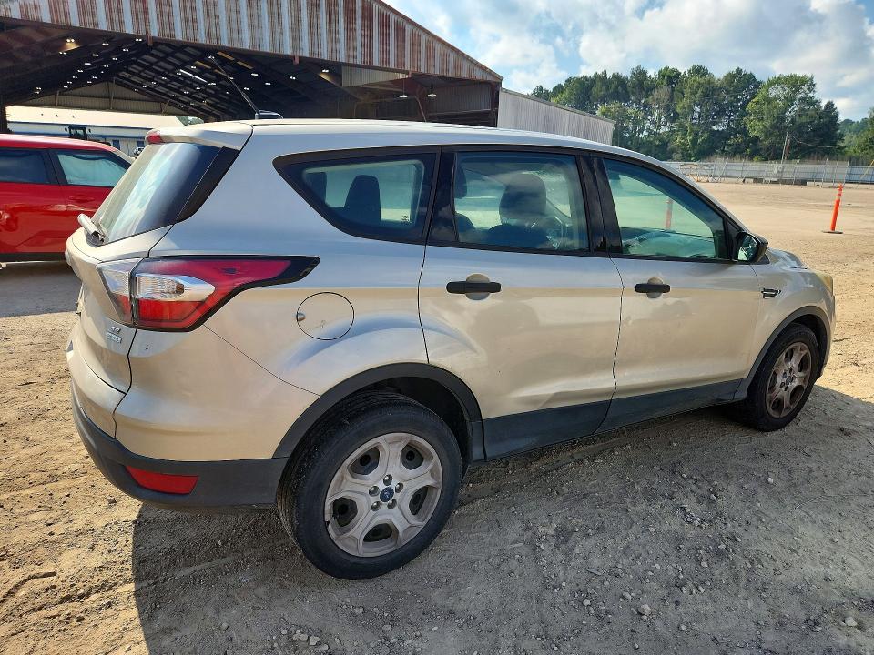 Снимка 3 от търг – 2017 FORD ESCAPE с VIN 1FMCU0F71HUC31429