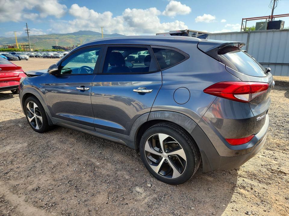 Photo 2 from auction – 2016 HYUNDAI TUCSON with VIN KM8J33A24GU203467