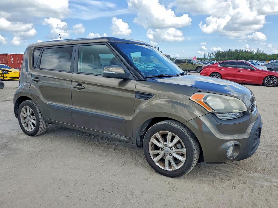 Photo 4 from auction – 2013 KIA SOUL with VIN KNDJT2A68D7485253