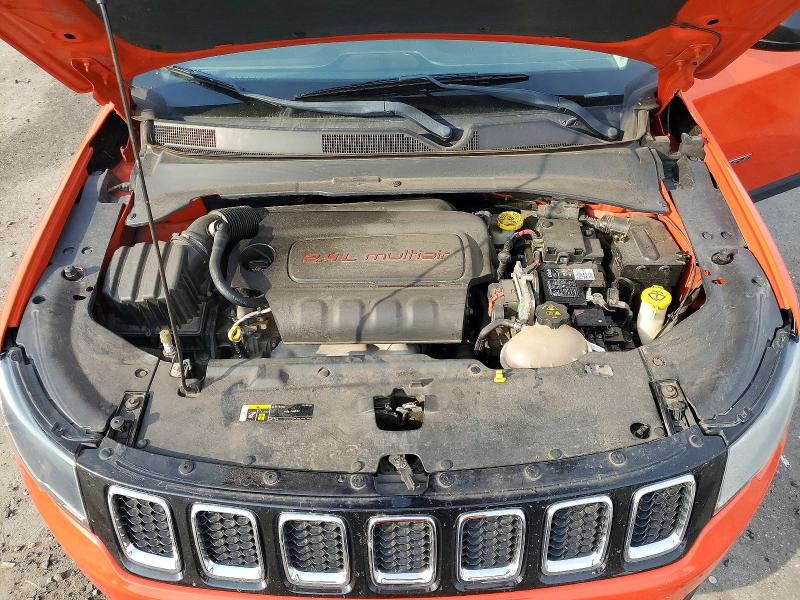 Photo 12 from auction – 2018 JEEP COMPASS with VIN 3C4NJCAB7JT214993