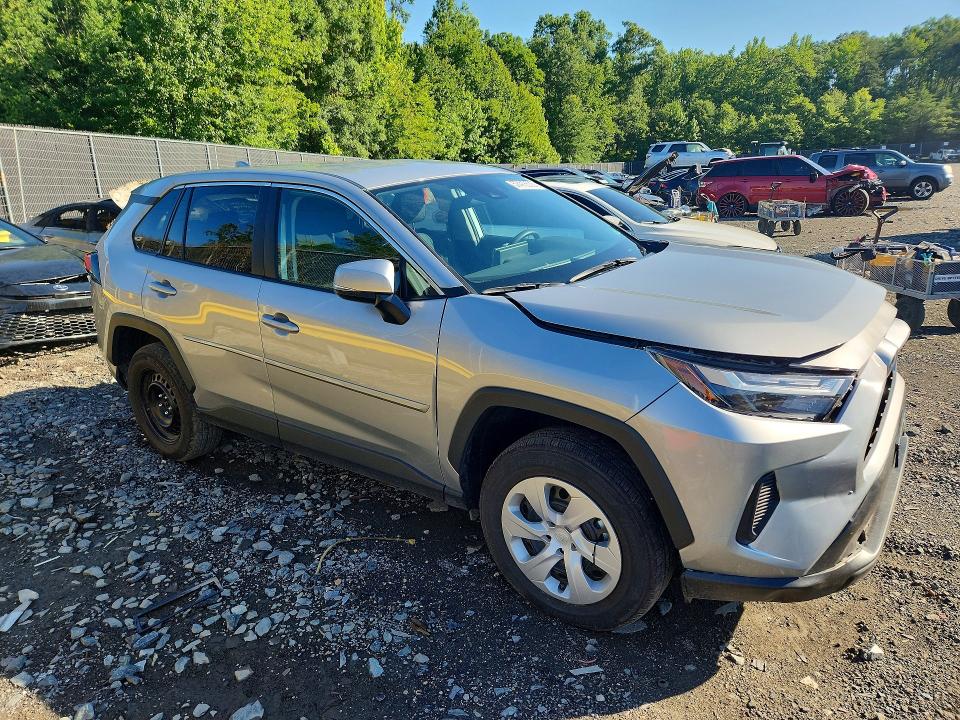 Photo 4 from auction – 2025 TOYOTA RAV4 with VIN 2T3G1RFV9SW573299