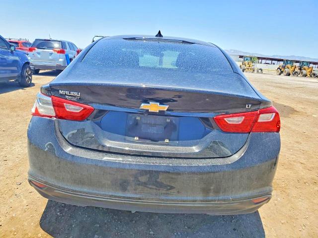 Photo 6 from auction – 2018 CHEVROLET MALIBU with VIN 1G1ZD5ST2JF289261