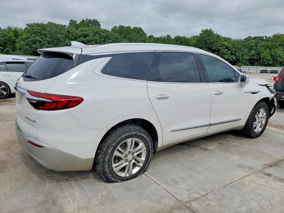 Photo 3 from auction – 2019 BUICK ENCLAVE with VIN 5GAERBKW1KJ108747